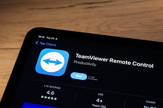 App store with TeamViewer Remote Control mobile application for remote desktop in Windows, Linux or Mac