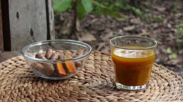 Tumeric juice