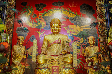 Obraz premium statue of Caishen the chinese god of wealth and prosperity 