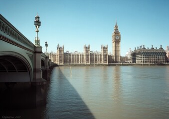 Iconic London Houses of Parliament and Big Ben