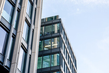 Obraz premium Multi-storey office building with windows , business environment