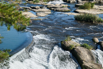 美しい晴れの曽木の滝
