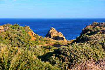 Obraz premium Ponta da Piedade, geological landscape route Lagos Algarve Portugal