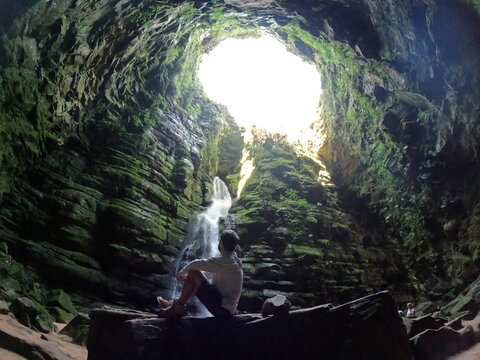 cachoeira buraco do padre, em ponta grossa paran&aacute; 