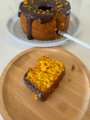 bolo de cenoura com chocolate 