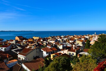 Obraz premium View of rooftops of the town of Piran at the coast of the Adriatic sea in Istria and Littoral region, Slovenia