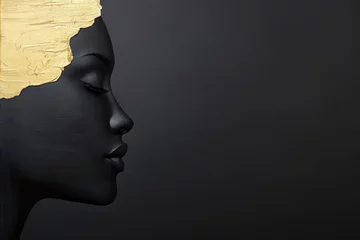 Wanddecoratie Zwart goud A woman's face is shown in gold and black  © Space Priest