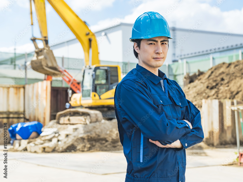 Poster 産業廃棄物、処理場、建設、残土、土木、ゼネコン、工事、安全、現場、作業員、エンジニア、労働者、仕事、転職、就職、監督、ヘルメット、建機、重機、パワーショベル、盛り土、建設発生土、地盤改良、整地、建築、腕組み、自信、信頼、シリアス、真剣、人材、働く、検査、ビジネス、経営、工務店、事業、業務、公共、埋立、配管、工場、産業、回収、管理、リサイクル、処理、再生土、処分、人物