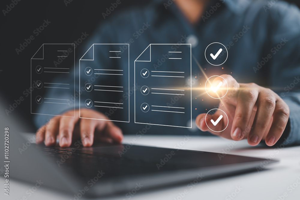 Poster Quality and Efficiency Audit and Evaluation Concepts, Checklist with checkmarks, Qualification for measurement, Marking in survey topics, answering questionnaires Online Assessment.