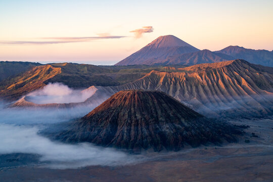 Brom mountains