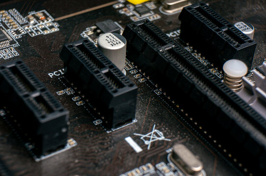 Close-up of the board with memory slots