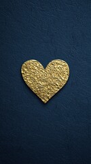 Obraz premium A gift card with a minimalist heart design embossed in gold