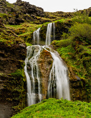 Obraz premium waterfall in the forest