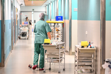 Hopital Clinique soin santé personnel 