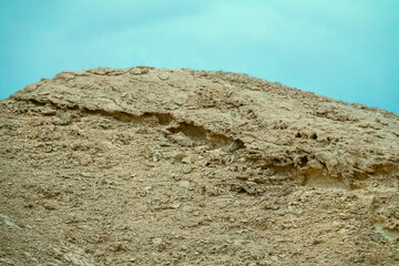 Dry gravel-argillaceous red desert, hamada. Krasnozem predominates - ferruginous soil. Emirate of Abu Dhabi