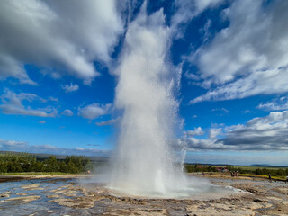SStrokkur Geyser, Iceland: A Natural Geothermal Wonder