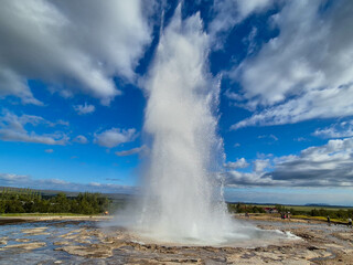 SStrokkur Geyser, Iceland: A Natural Geothermal Wonder