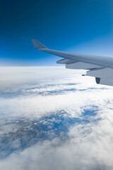 Obraz premium View of snow covered Greenland from an airplane window
