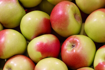 red and green apples in the market