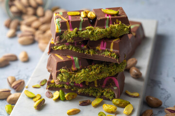 Trend Dubai chocolate with pistachio paste and kataifi dough.