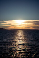 Sonnenuntergang auf dem Wasser