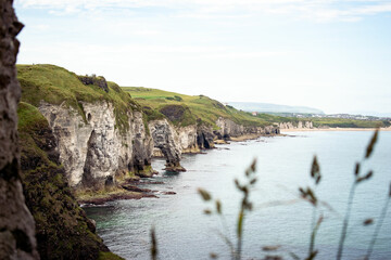 Blick auf White Rocks Beach, Causeway Road, Nordirland