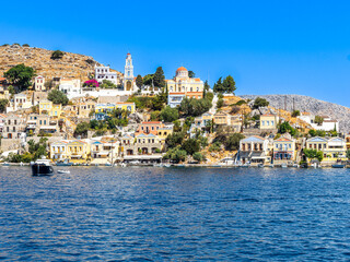 Die griechische Insel Symi bei Rhodos
