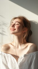 Naklejka premium Serene woman smiling blissfully under warm sunlight