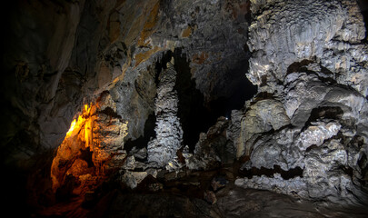 Explore stunning rock formations in Grutas de Cacahuamilpa National Park