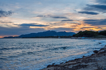 Abendstimmung an der Playa de Rifá, Tarragona, Autonome Gemeinschaft Katalonien, Spanien