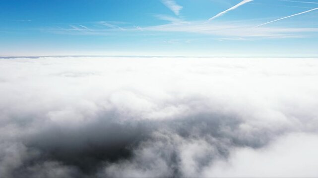 Entr&eacute;e dans les nuages