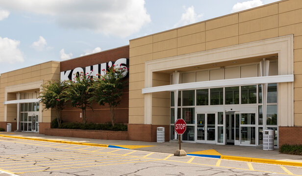 HICKORY, NC, USA-20 AUG 2018: A Kohl's department store, one of over 1100 in the U.S.