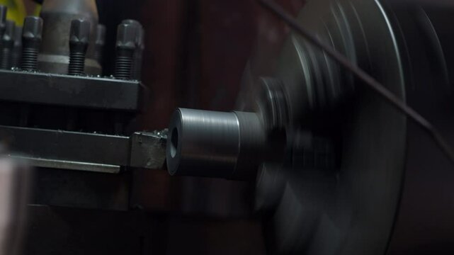 Turning steel with a lathe