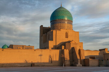 Kalyan Mosque is the main Friday mosque of Bukhara and part of the Poi-Kalon ensemble on a sunny...