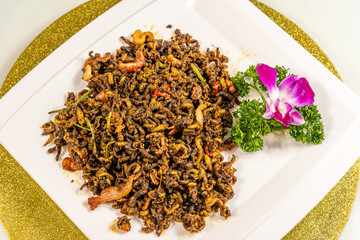 Cantonese specialty: stir-fried rice worms