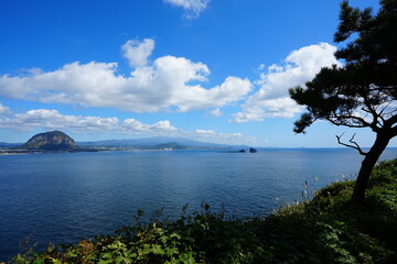wonderful seascape from seaside cliff