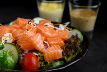 Raw salmon salad