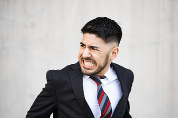 ビジネスマン・怒り・絶望