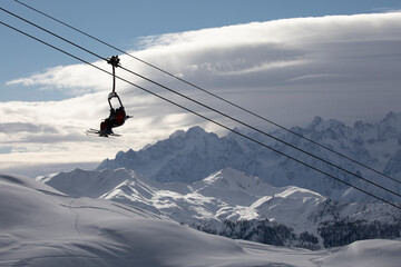 ski resort chairlifts gondola healthy life © jancsi hadik