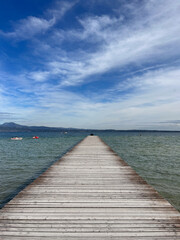Obraz premium wooden pier on the sea