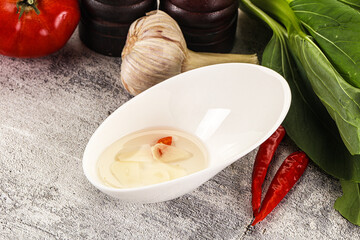 Vietnamese spicy vinegar with garlic