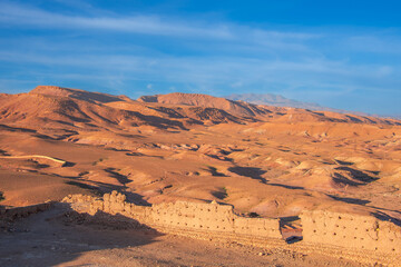 Fototapeta premium View of the Magnificent Landscape of the Sahara Desert in Morocco