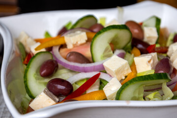 gros plan sur une salade à la grecque