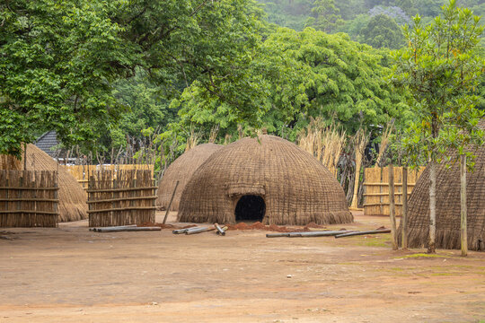 hutte traditionnelle dans le  Village culturel de l'Eswatini
