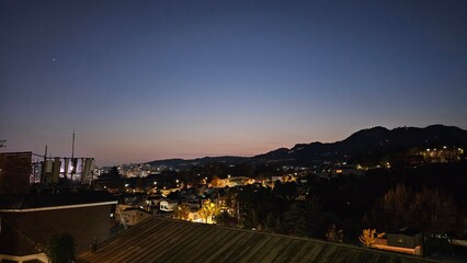 대한민국 서울 북촌 골목과 동네 야경 경관