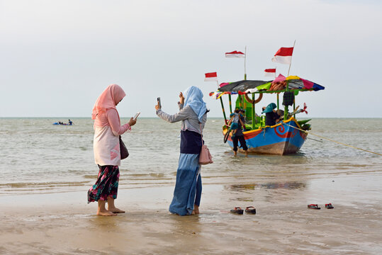 Karangjahe Beach near Lasem, Java island, Indonesia, Southeast Asia