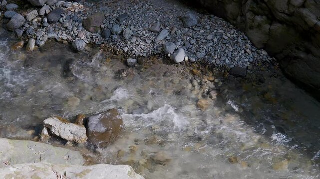 宮﨑 天岩戸神社 岩戸川のせせらぎ