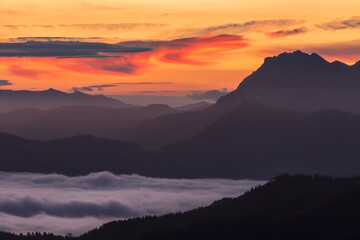 Obraz premium Sunrise over Aramaio Valley in Alava, Spain