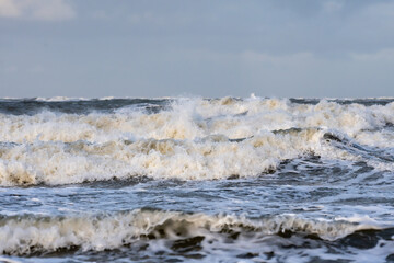 Breaking waves on the North Sea
