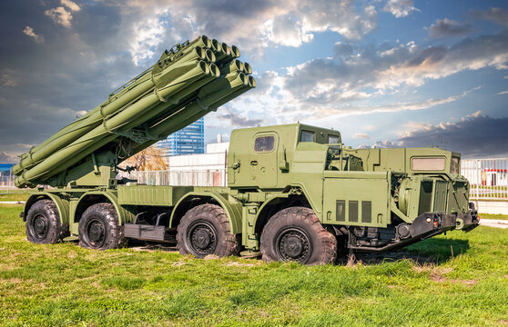 Smerch 300mm Multiple Launch Rocket System (MLRS) in Togliatti Technical museum